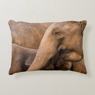 Elefantenfamilie: Majestic Wildlife Dekokissen