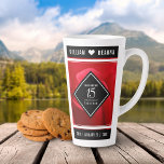 Elegant 15th Rose Wedding Anniversary Milchtasse<br><div class="desc">Celebrate the 15th rose wedding anniversary with this stylish latte mug! Elegant white lettering on a romantic red rose background edged by black and white bars add a memorable touch for this special occasion and milestone. Personalize with the couple's names and years of marriage. Design © W.H. Sim, All Rights...</div>