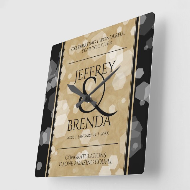 Elegant 1st Paper Wedding Anniversary Quadratische Wanduhr (Winkel)