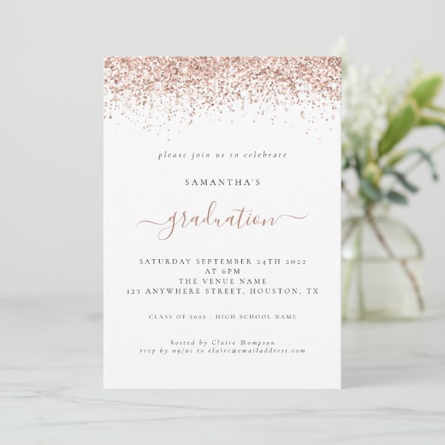 Elegant 2024 Abschluss Rose Gold Glitzer Einladung (Stehend Vorderseite)