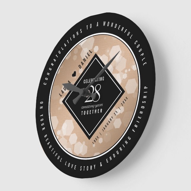 Elegant 28th Linen Wedding Anniversary Celebration Große Wanduhr (Winkel)