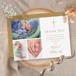 Elegant 3 Foto Gold Signature Script Taufe Dankeskarte<br><div class="desc">Eine elegante goldene Signatur Drehbuch Foto Taufe oder Christening Dankeschön Karte. Personalisieren Sie mit Ihren besonderen 3 Fotos und danken Sie Ihnen Nachricht Set in schicken goldenen Buchstaben. Entwickelt von Thisisnotme©</div>