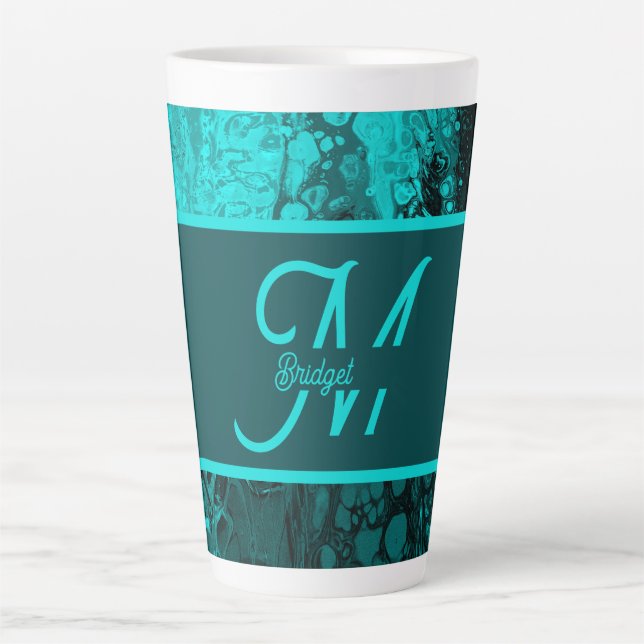 Elegant Aqua Aquamarine fette Script Monogram Milchtasse (Vorderseite)