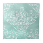 Elegant Aquamarin Damask Tile Fliese<br><div class="desc">Weiße Damast filigrane und blumengeschmückte Muster auf weichem,  pastellfarbenem,  aquamarinem Hintergrund.</div>
