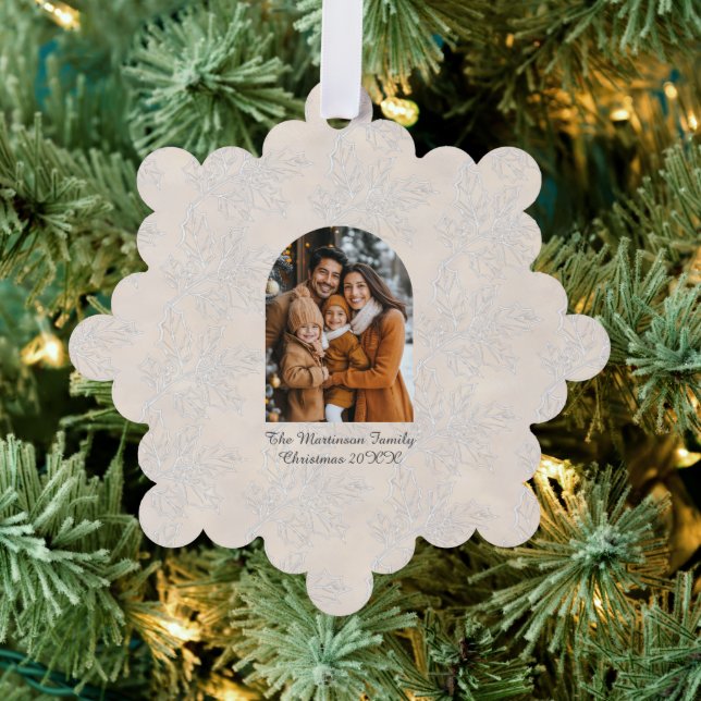 Elegant Arch Christmas Photo Light Holly Pattern Ornament Karte (Insitu (Baum))
