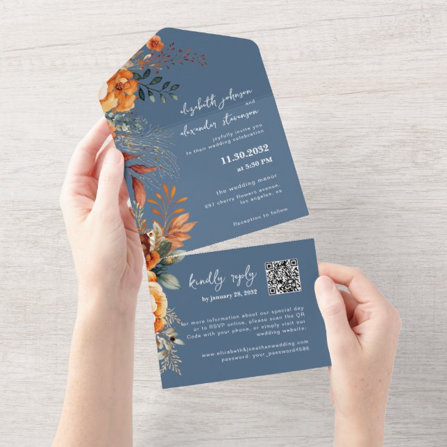 Elegant Autumnal Blumenblauer QR Code Hochzeit All In One Einladung (Abreißen)