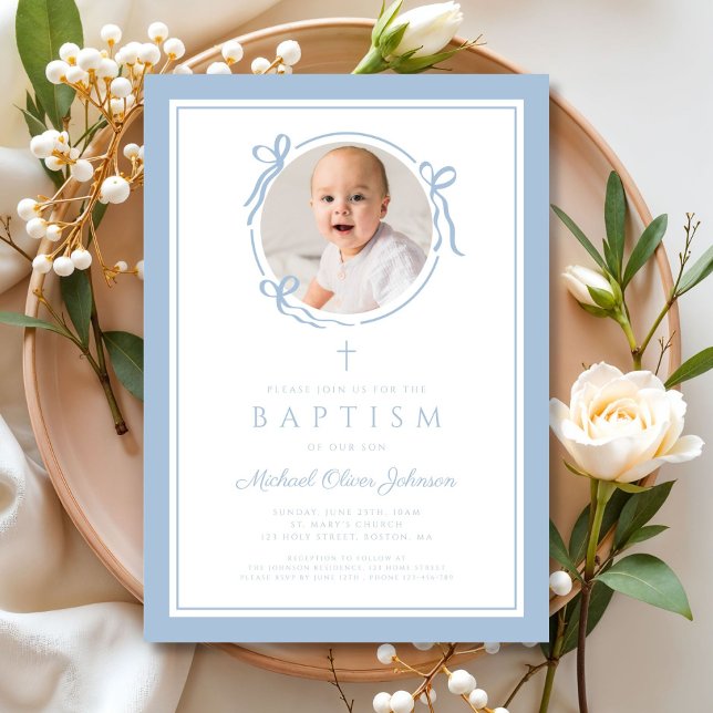 Elegant Baby Blue Bow Boy Photo Baptism Einladung (Elegant Baby Blue Bow Boy Photo Baptism Invitation)