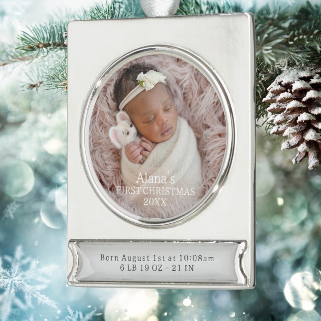 Elegant Baby Girl Birth Stats First Christmas Banner-Ornament Silber (Elegant Baby Girl Birth Stats First Christmas Silver Plated Banner Ornament
)