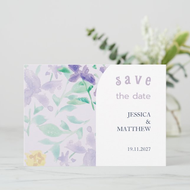Elegant Beautiful Boho Lilac Floral Wedding Save The Date (Stehend Vorderseite)