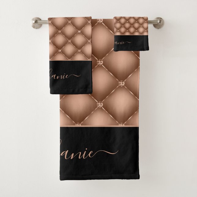 Élégant bijou en or Rose personnalisé (En situation)