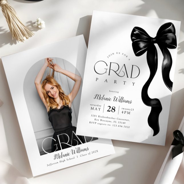 Elégant Black Bow Photo Grad Party Invitation (Créateur téléchargé)