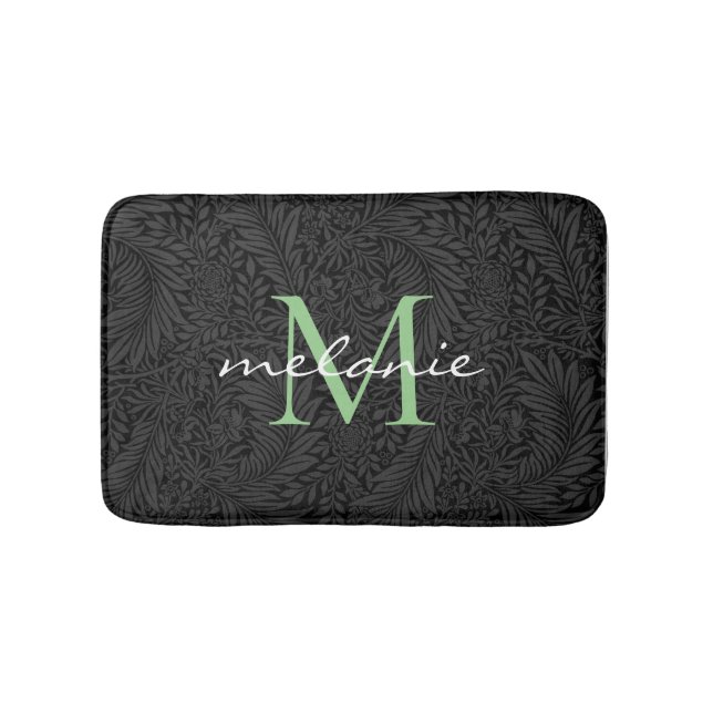 Elegant Black Floral Green Script Monogram Badematte (Vorderseite)