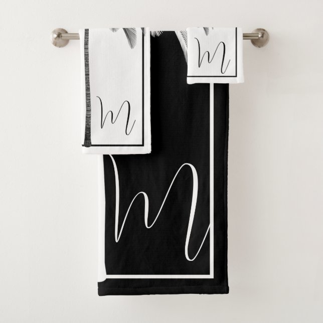 Elegant Black & White Palm Tree Monogram Tropical  Badhandtuch Set (Insitu)