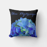 Elegant bläulich blühende Rose Blaue Hydrangeas