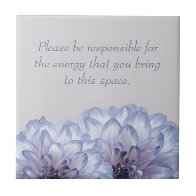 Elegant Blue Dahlias Positive Energy Floral Gray Fliese (Vorderseite)
