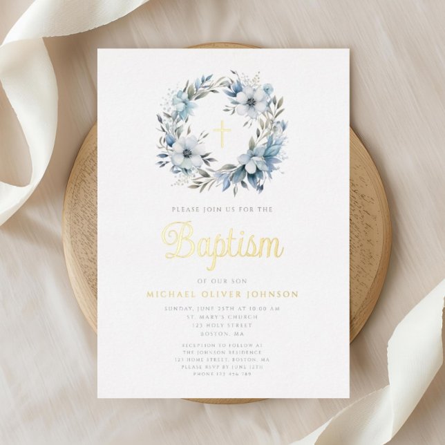 Elegant Blue Floral Cross Boy Taufe Folieneinladung (Elegant Blue Floral Cross Boy Baptism Foil Invitation)