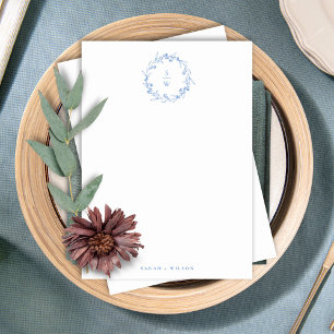 Elegant Blue Floral Laurel Wreath Monogram Wedding Mitteilungskarte