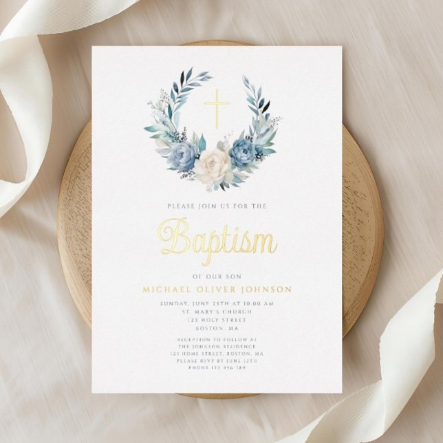 Elegant Blue Floral Religious Cross Boy Taufe Folieneinladung (Elegant Blue Floral Religious Cross Boy Baptism Foil Invitation)