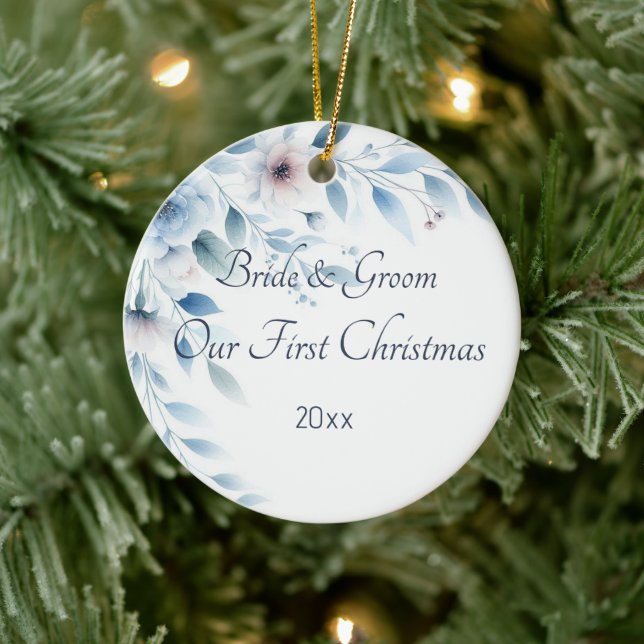 Elegant Blue Floral Wedding First Christmas Keramik Ornament (Baum)