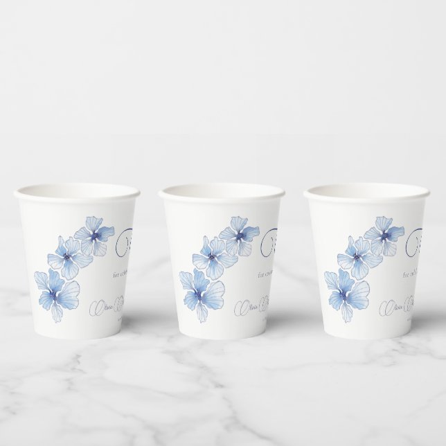 Elegant Blue Flowers Wedding Pappbecher (Multi)