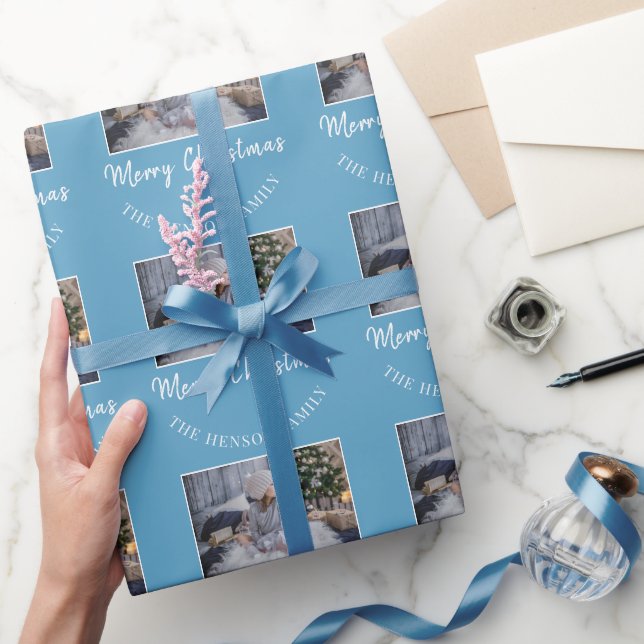 Elegant Blue Merry Christmas Script Family Foto Geschenkpapier (Schenken)