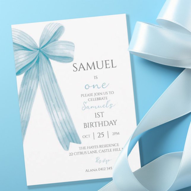 Elegant Blue Minimalistic Bow First BIrthday Boy Einladung (Von Creator hochgeladen)
