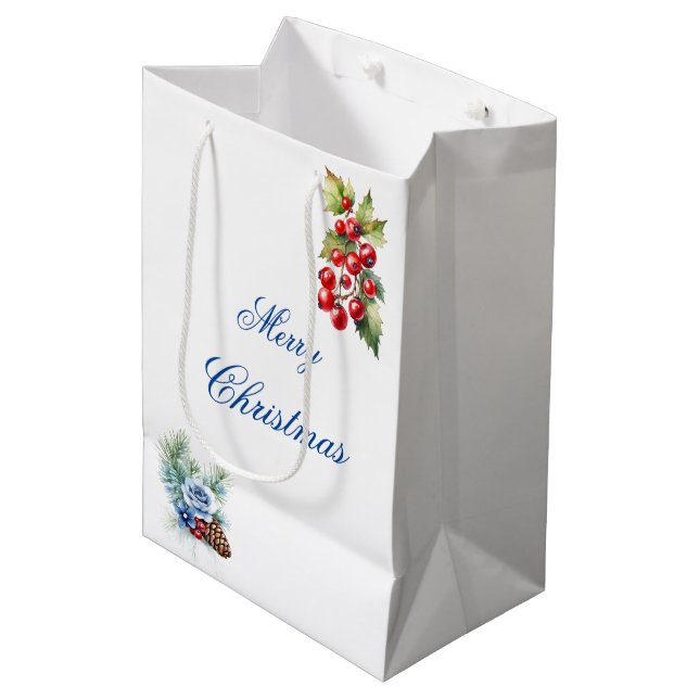 Elegant Blue White Holly Berries Frohe Weihnachten Mittlere Geschenktüte (Vorderseite Schrägansicht)
