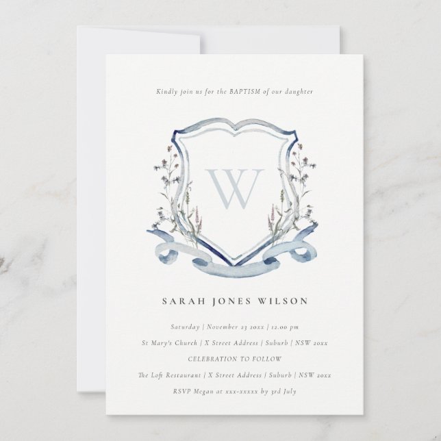 Elegant Blue Wildblume Monogram Wappen Taufe Einladung (Vorderseite)