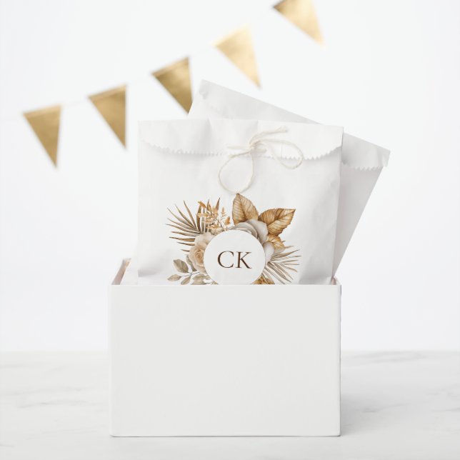 Elegant Boho Neutral Floral Monogram Wedding Geschenktütchen (Party)
