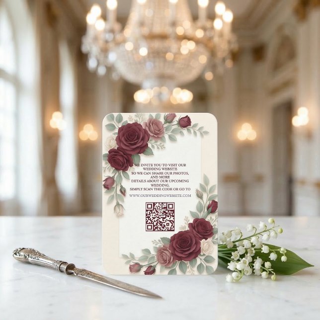 Elegant Burgundy  Modern QR Code Wedding Begleitkarte (Von Creator hochgeladen)