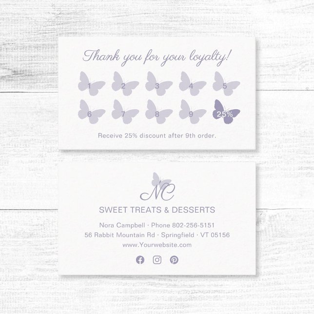 Elegant Butterfly Monogram Lavender Vielen Dank Treuekarte (Elegant pastel lavender butterfly thank you for your loyalty business card with social media icons.)
