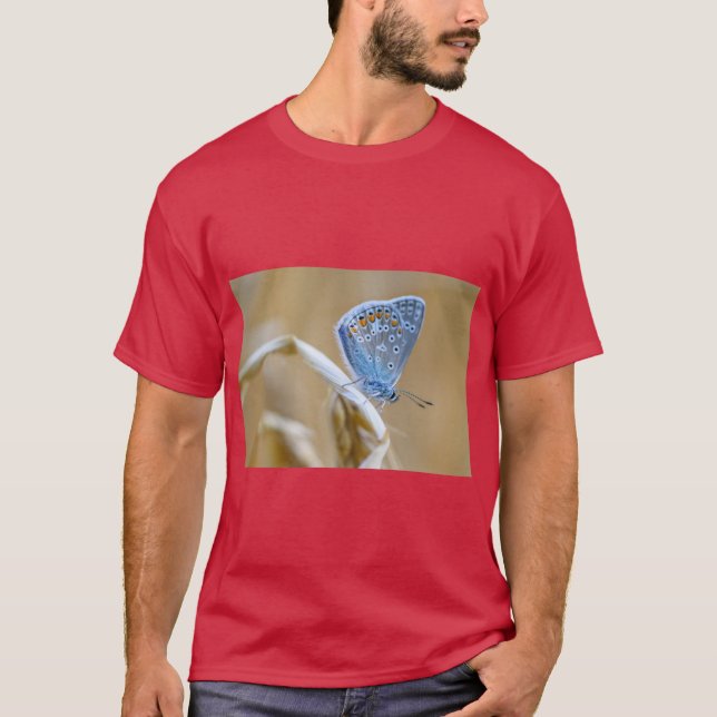 Elegant Butterfly Nature Graphic T-Shirt (Vorderseite)