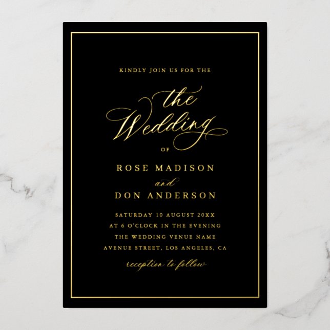 Elegant calligraphy black and gold wedding folieneinladung (Vorderseite)