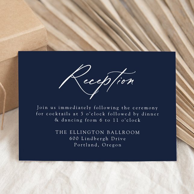 Elegant Calligraphy Navy Wedding Reception Begleitkarte (Von Creator hochgeladen)