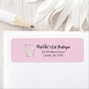 Élégant chat avec Étiquette de adresse papillon