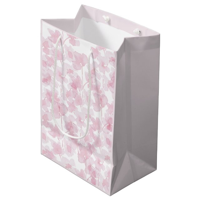 Elegant Cherry Blossom Wasserfarbe Handgemalt Mittlere Geschenktüte (Vorderseite Schrägansicht)