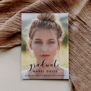 Elégant & chic graduation photo invitation