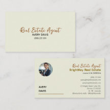 Elegant Cream & Script Immobilienmakler