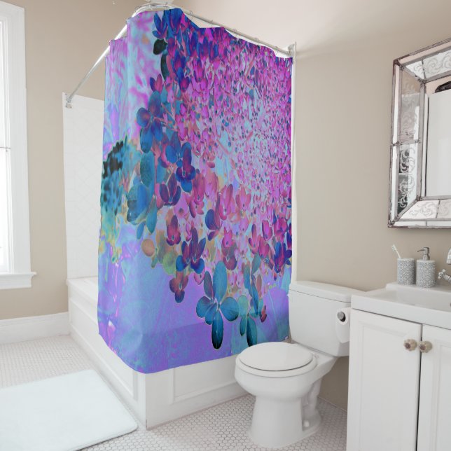 Elegant Dark Blue und Magenta Limelight Hydrangea Duschvorhang (Beispiel)