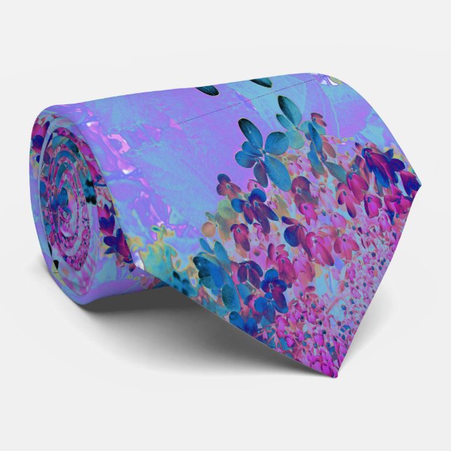 Elegant Dark Blue und Magenta Limelight Hydrangea Krawatte (Gerollt)