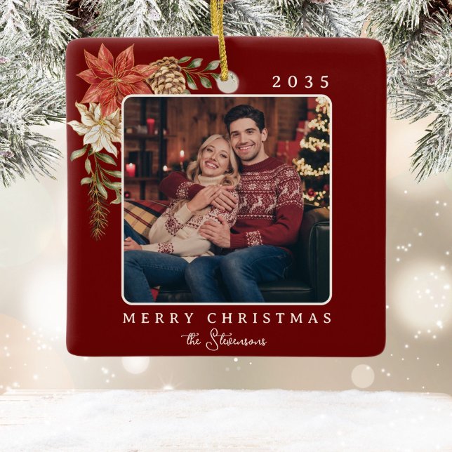 Elegant Dark Red Merry Christmas Poinsettia Foto Keramikornament (Von Creator hochgeladen)
