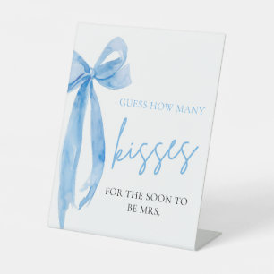 Elegant Dusty Blue Bow schätzt wie viele Kisses Ga Sockelschild