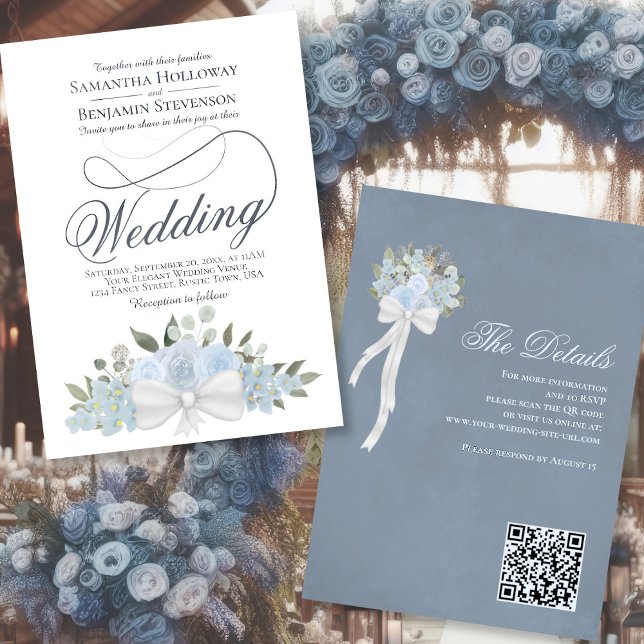Elegant Dusty Blue Floral Bouquet QR Code Wedding Einladung (Front/Back)