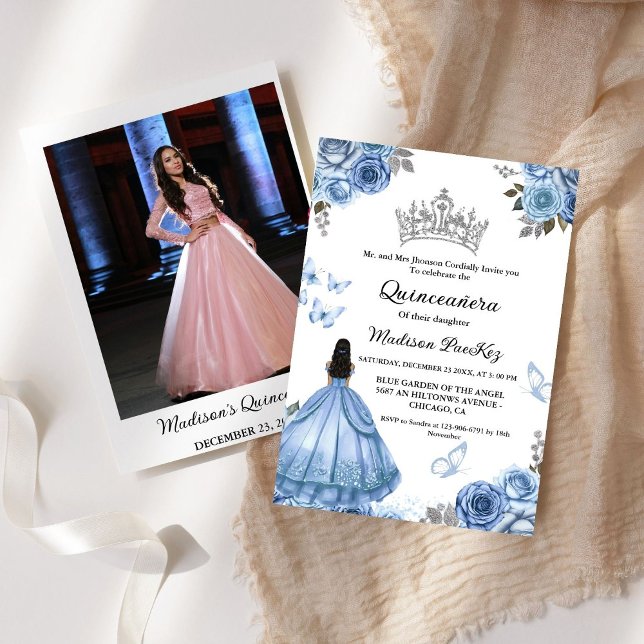 Elegant Dusty Blue Floral Butterfly Quinceanera Einladung (Von Creator hochgeladen)