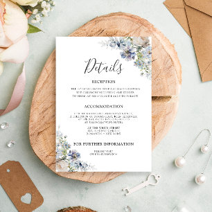 Elegant Dusty Blue Floral Moderne Hochzeit Begleitkarte