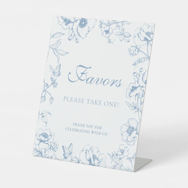 Elegant Dusty Blue Floral Wedding Favors Sockelschild (Vorderseite)