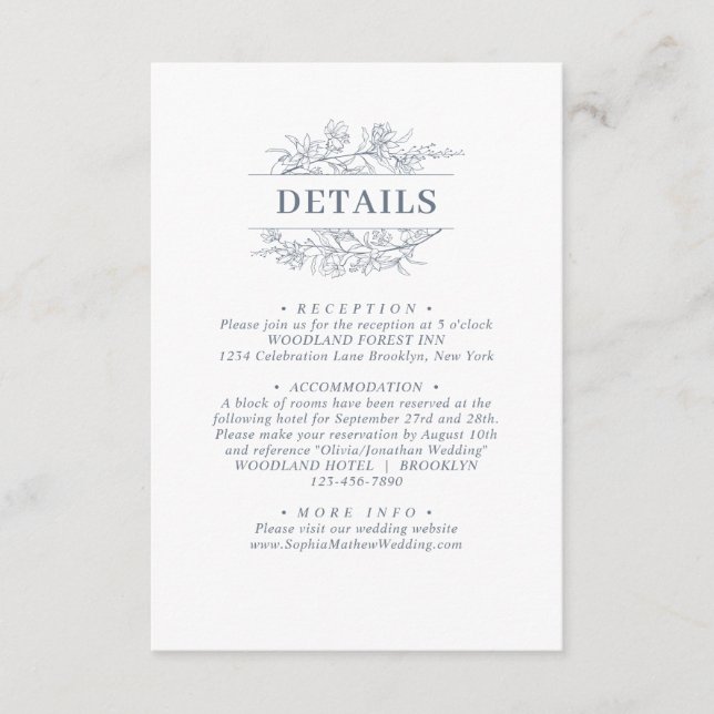 Elegant Dusty Blue Floral Wreath Wedding Details Begleitkarte (Vorderseite)