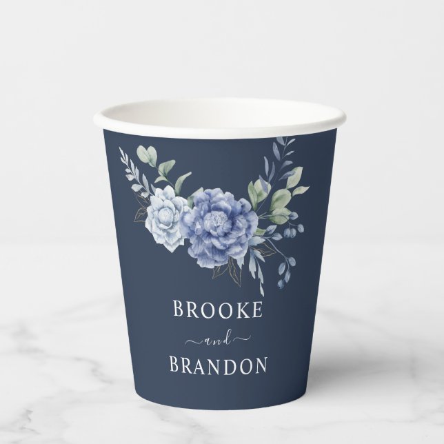 Elegant Dusty Blue Greenery Hochzeitsmaterial Pappbecher (Vorderseite)