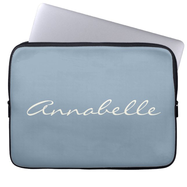 Elegant Dusty Blue Handwriting Script Name Custom Laptopschutzhülle (Vorderseite)