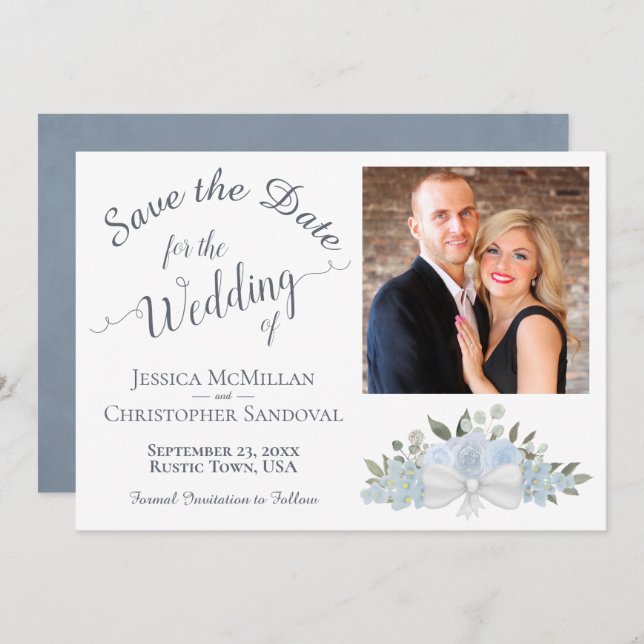 Elegant Dusty Blue Rose Calligraphy Foto Wedding Save The Date (Vorne/Hinten)